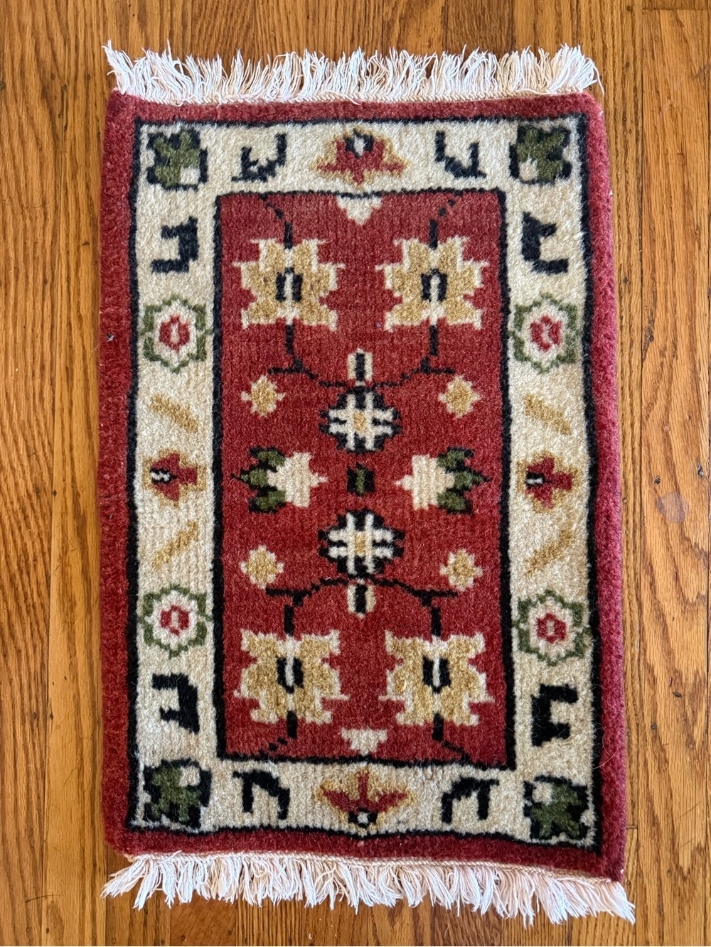 VTG hand nodded Turkish Rug